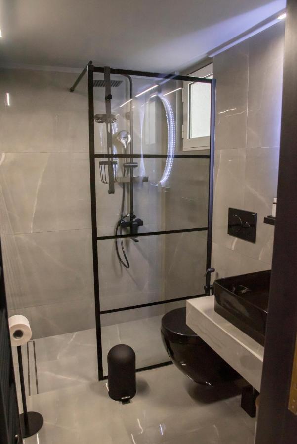 Luxury Premium Suite In Chalkís Kültér fotó